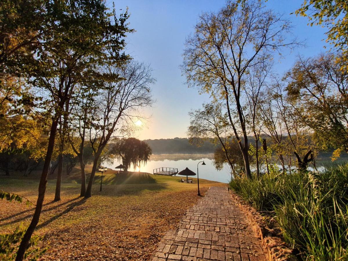 Premier Hotel Roodevalley Pretoria-Noord Buitenkant foto