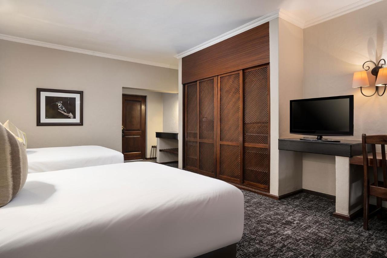 Premier Hotel Roodevalley Pretoria-Noord Buitenkant foto